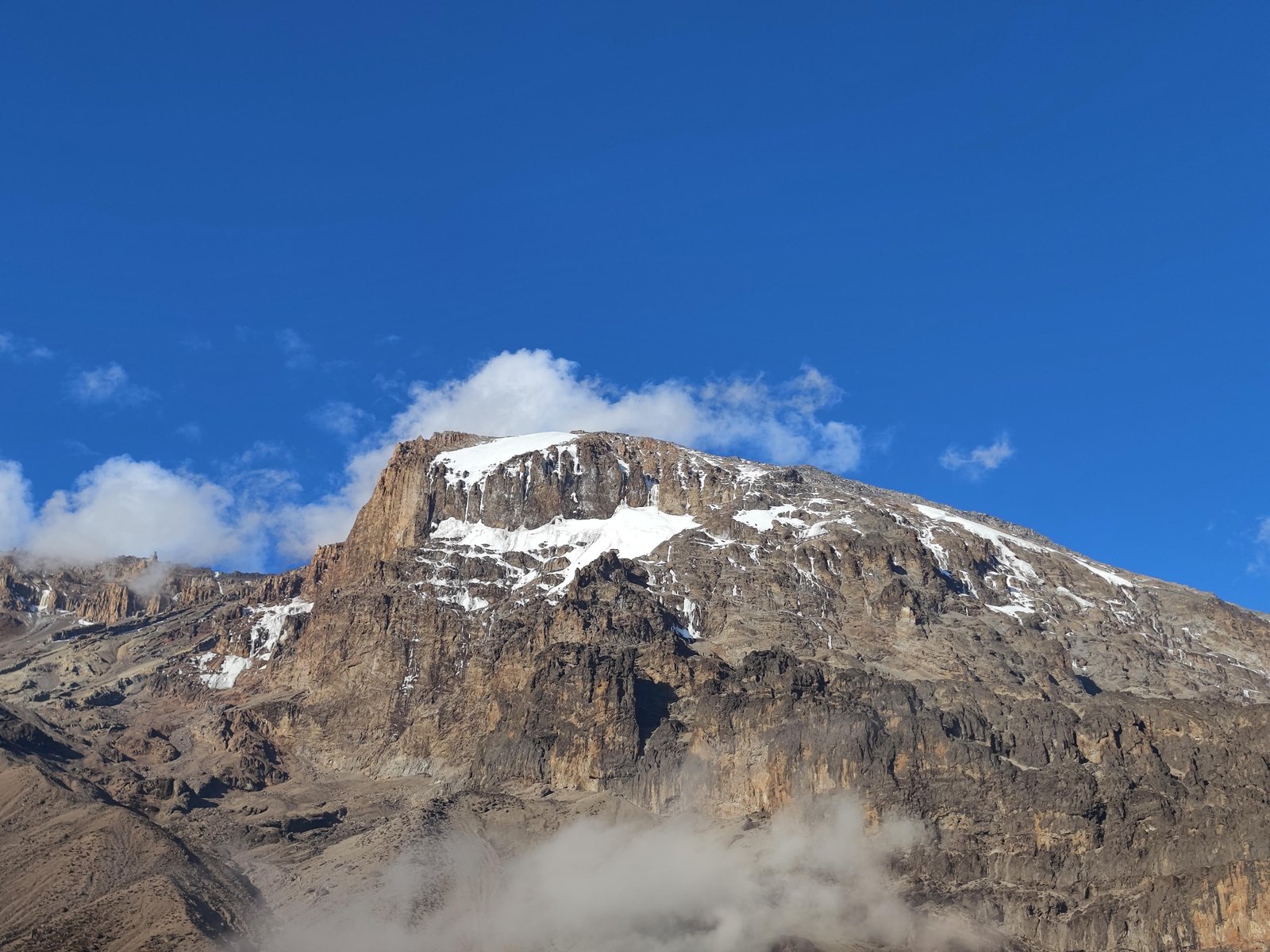 Barranco Camp – Kilimanjaro National Park safari lodge interior