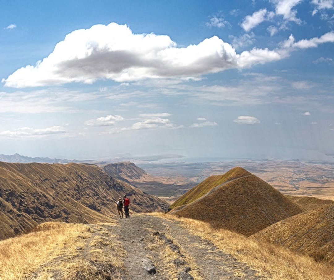 Lake Natron: Ol Doinyo Lengai Hike & Flamingo Walks — photo 2